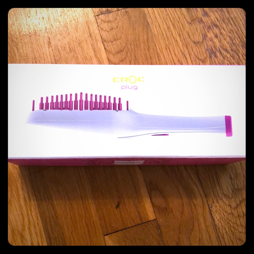 NEW CROC PLUG MINI HOT BRUSH